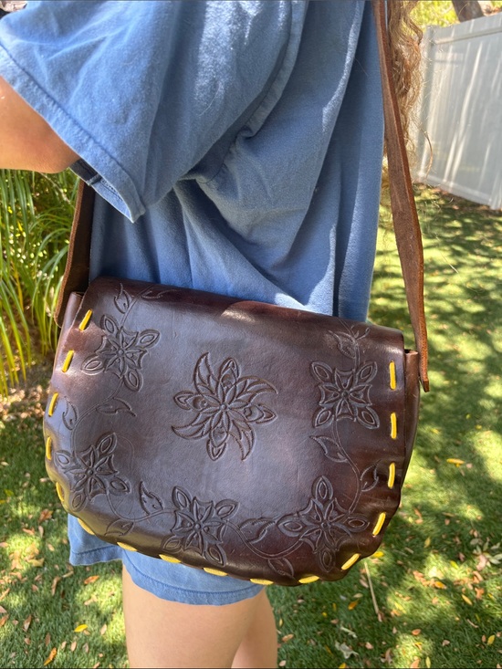 Handbags - Vintage Tooled Leather Handmade Saddle Shoulder Bag Boho-Haruko